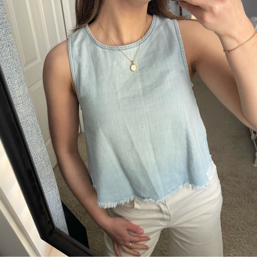 Light Blue Sleeveless Denim Crop Top